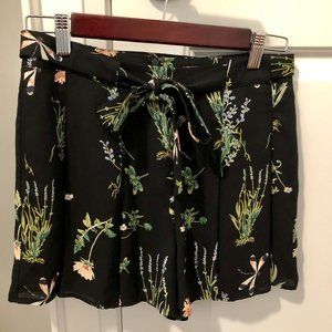 Floral Pleated Shorts (Aritzia, Sunday Best)